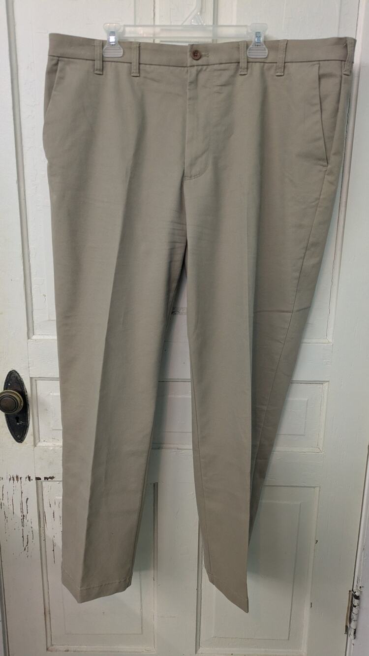 IZOD Chino Pants Mens 44x32